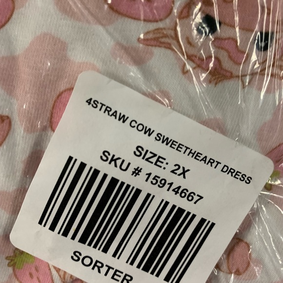 HOT TOPIC MIDNIGHT HOUR Strawberry Milk Cow SWEETHEART DRESS! Cotton Pockets NWT - Picture 5 of 5